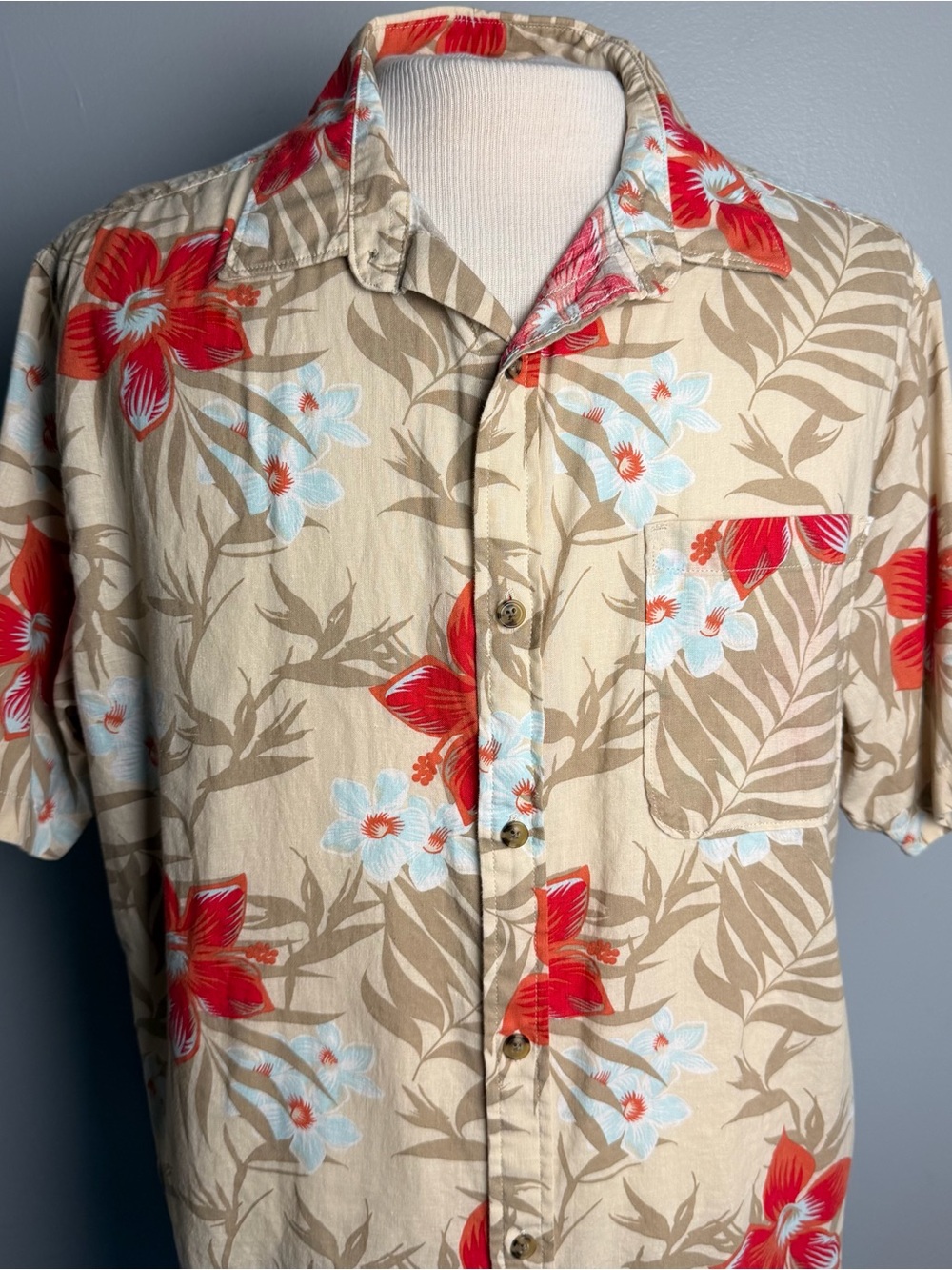 Men's Beige Hawaiian Floral Shirt with Red & Light Blue Blooms Linen/Cotton